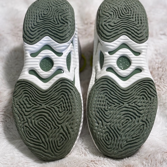 Nike Cosmic Unity 3 Basketball Shoes Bright Cactus Unisex - Picture 7 of 10